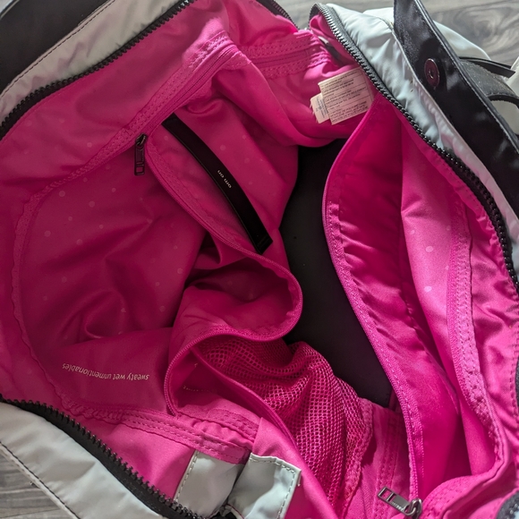 Lululemon Gym Bag - Picture 2 of 3